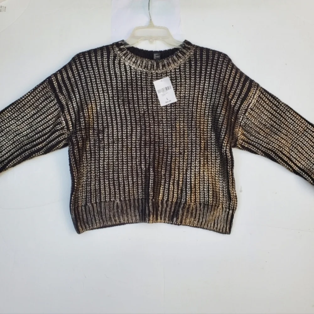 Crop Metallic Gold Black Cable Knit Sweater NWT Size L - Picture 4 of 16